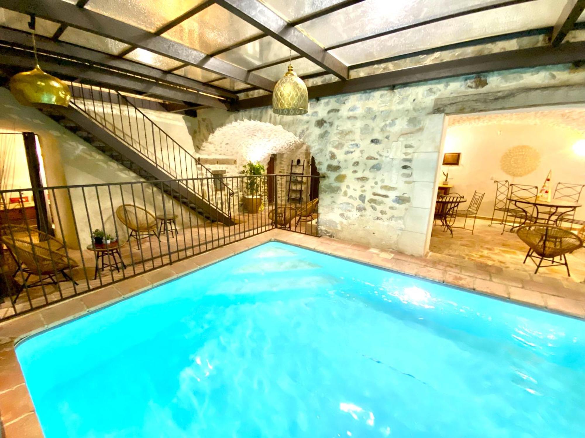 Gite De Groupe 9Ch Ou 3 Gites Independants De 3Ch - Patio Et Piscine Interieure Chauffee Toute L'Annee Vallon-Pont-dʼArc Esterno foto